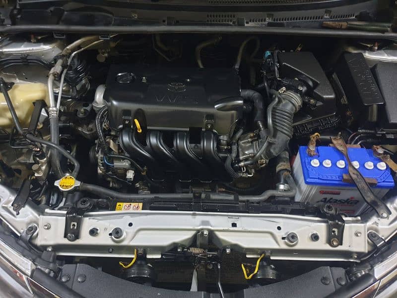 Toyota Corolla GLI 1.3 2018 altis bumper full genuine and full loaded 12