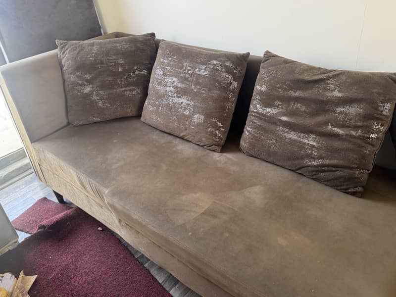 L shape and good condition 1