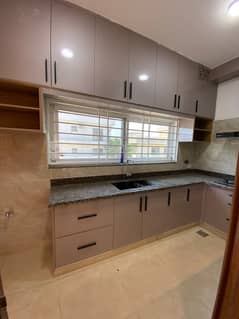 50x90 Kanal brand new House For Rent G-13
