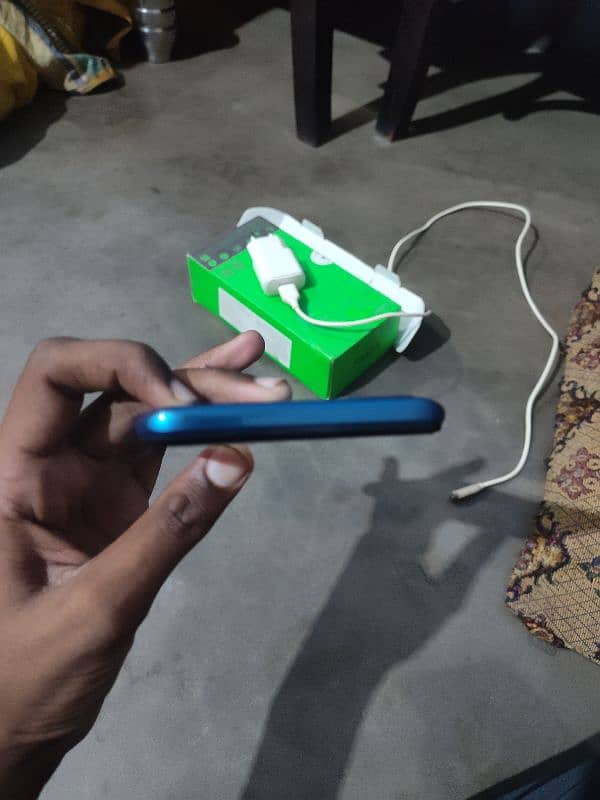 Infinix smart 6 box available with all accessories in good condition 3
