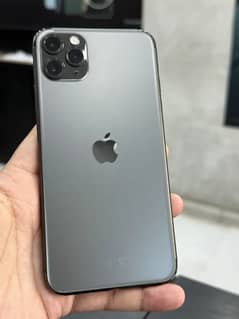 iPhone 11 pro max 256 10/10