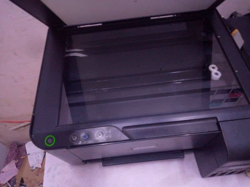 Computer and 4 color printer setup 5