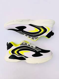 sports shoes