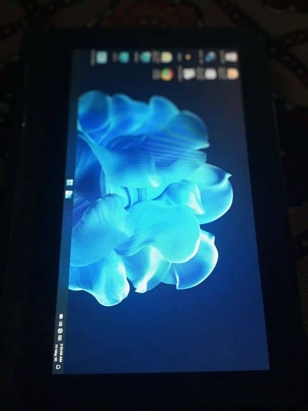 10/10 condition 360 touch display 1