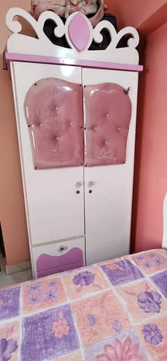 beautiful girls room furniture