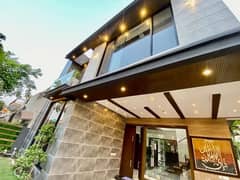 10 MARLA BRAND NEW HOUSE FOR SALE IN DHA PHASE 8 EX AIR AVENUE