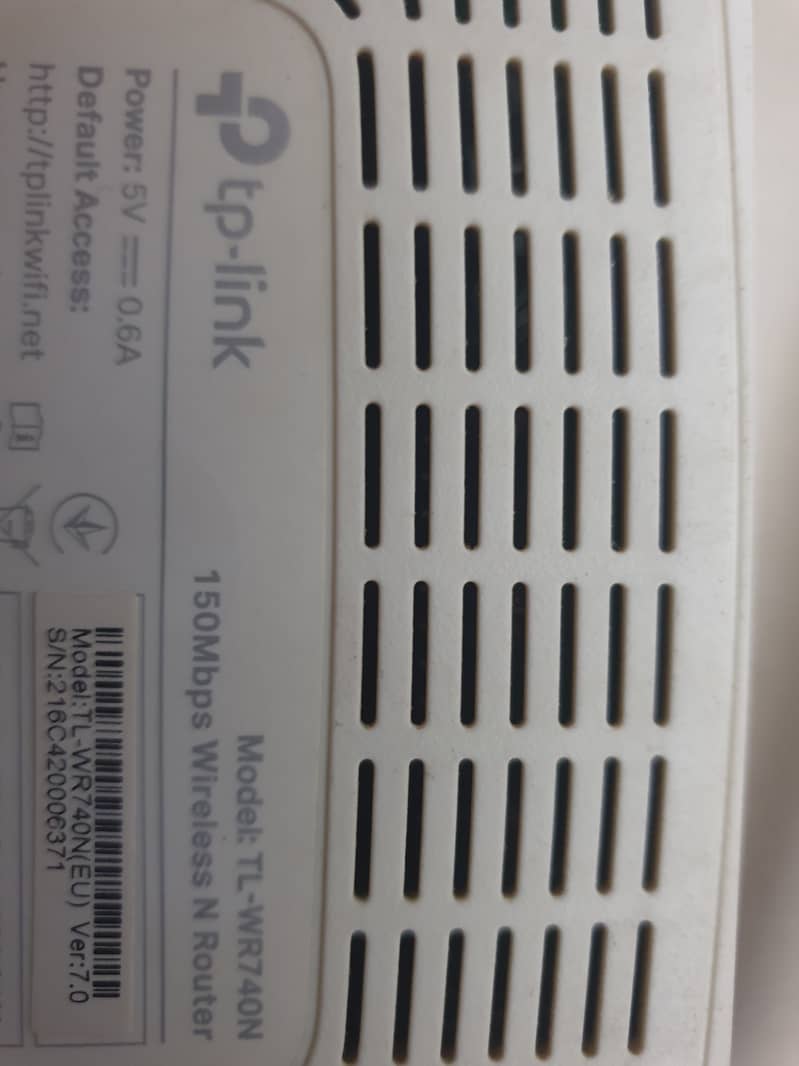 Tp link router device good condition 2