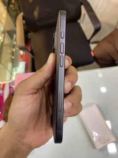 iPhone 16 100% battery health