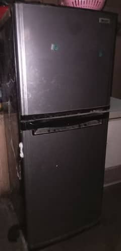 Orient refrigerator