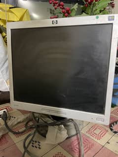 HP L1076 slightly used LCD like new