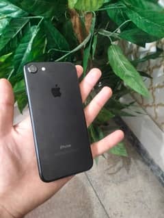 i phone 7 official pta approved 10/9 condition with box