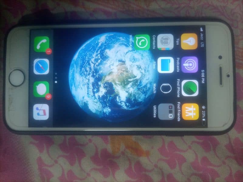 iPhone 6 . . . condition 10.10. h pta approved h 0