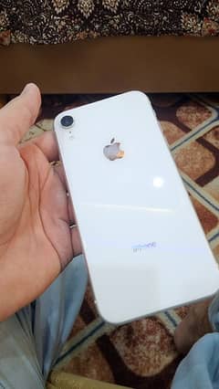 iphone xr Pta approved 64gb