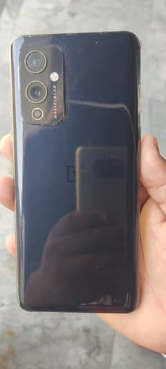 OnePlus 9