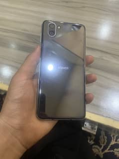 AQUOS R3