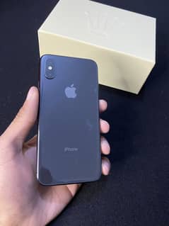 IPHONE XS 64GB.