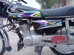 Honda 125 2020 model total genuin condition10/10 head side engine pack