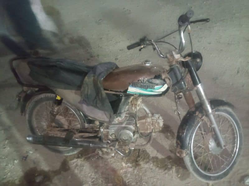 Unique 70cc File or running page he Bus engain ok niche ad prlen 0