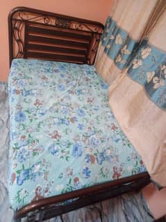iron double bed