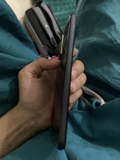 Vivo Y33s 8/128 8/10