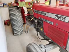 Tractor 385 Massey Ferguson