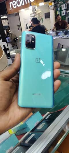 1+8t smart phone