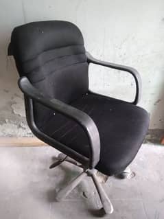 Revolving chair