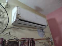 Hair Ac 1.5 Ton fresh condition