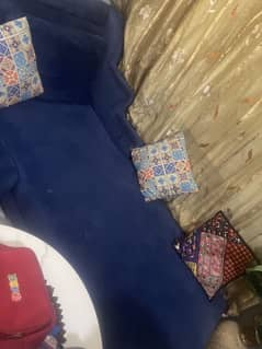 Beautiful sofa just 6 month used