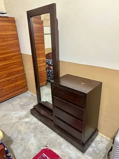 Dressing table with long mirror