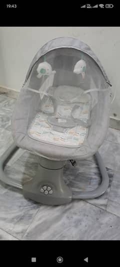 Automatic electric baby swing ( AUto jhula)