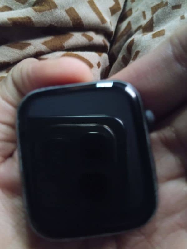 i8 pro max smart watch in used condition for sale 1 scratch on screen 1