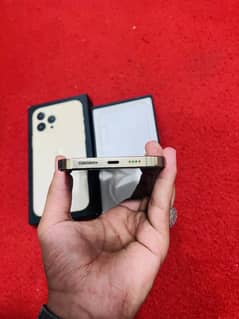 I Phone 13 Pro Max 128 with Box