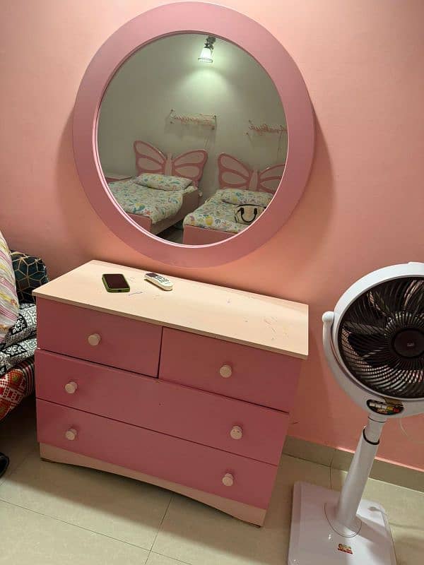 2 single beds in good condition with side tables and Mirror 1