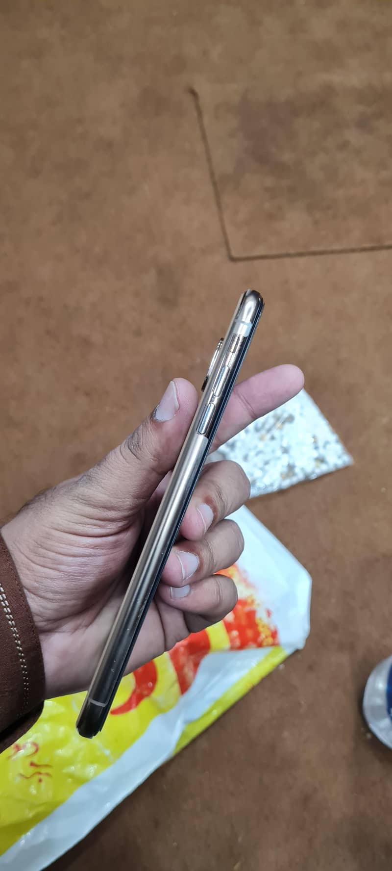 iphone Xs Max 256GB Factory unlock 2 Month sim working 2