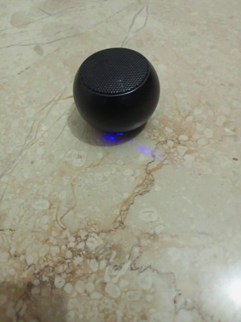 mini speaker 1