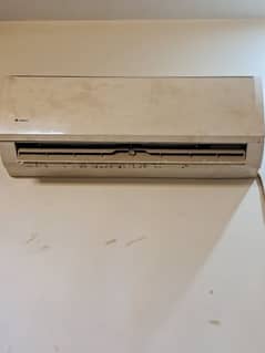 Gree Ac 1 ton for sale
