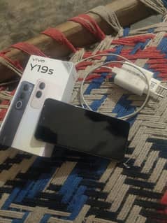 vivo y19s