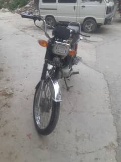 100 Cc bike
