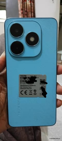 spark 20 8+256Gb 8 months warranty complete saman