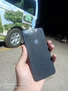 iphone 8 plus j,v 10/9