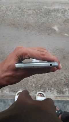 Aquos 4/64
