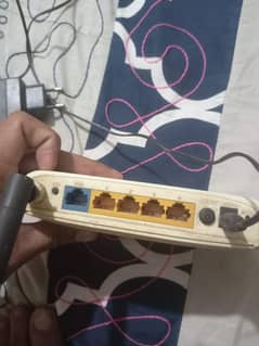 TP Link Router 1 Antena
