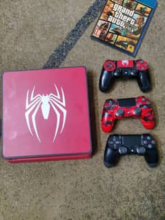 ps 4 spiderman skin console with gta 5 CD