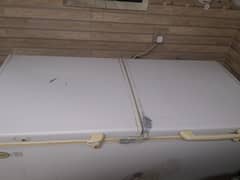 Waves deep freezer