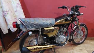 HONDA 125 SPECIAL GOLD EDITION