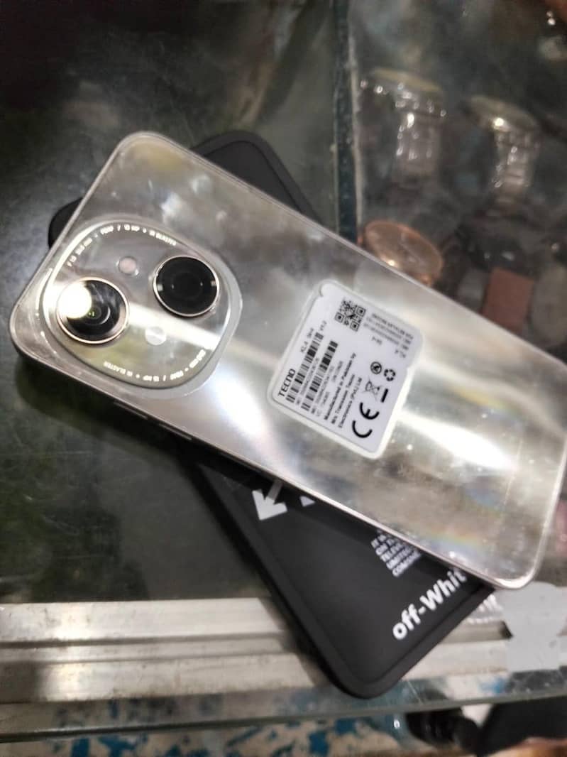 Techno Spark 1 go 4 64 0