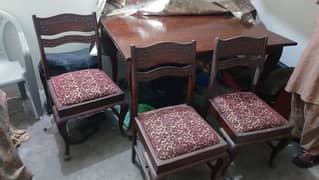 Dining Table with 6 chairs Sheesham wood in good condition