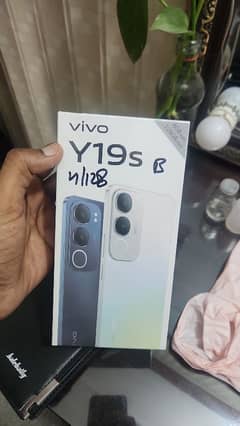 Vivo Y19s