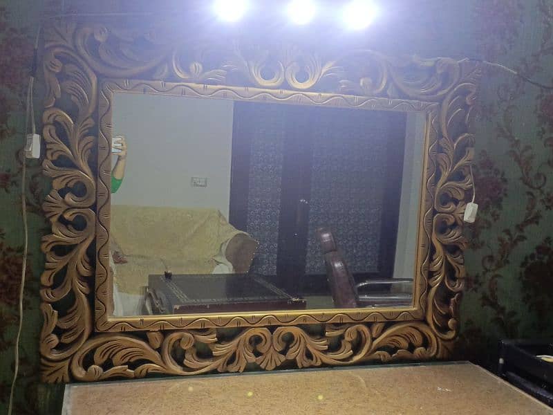 Mirror and Console Table set 0